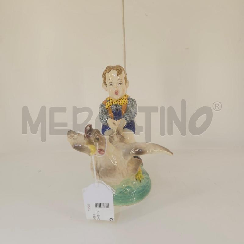 STATUETTA BIMBO CHE GIOCA CON LA GALLINA | Mercatino dell'Usato Mazara del vallo 3