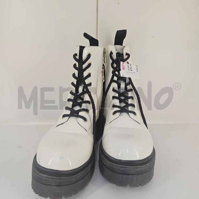 STIVALI DONNA BIA TIMBERLAND | Mercatino dell'Usato Mazara del vallo 1