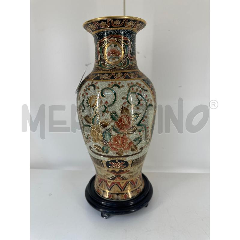 VASO CINESE IMMAGINE FIORI IN RILIEVO | Mercatino dell'Usato Mazara del vallo 2