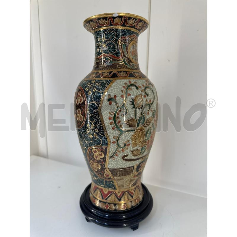 VASO CINESE IMMAGINE FIORI IN RILIEVO | Mercatino dell'Usato Mazara del vallo 3