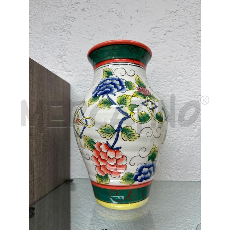 VASO GRANDE CON FIORI  | Mercatino dell'Usato Mazara del vallo 2