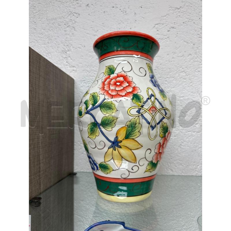 VASO GRANDE CON FIORI  | Mercatino dell'Usato Mazara del vallo 3
