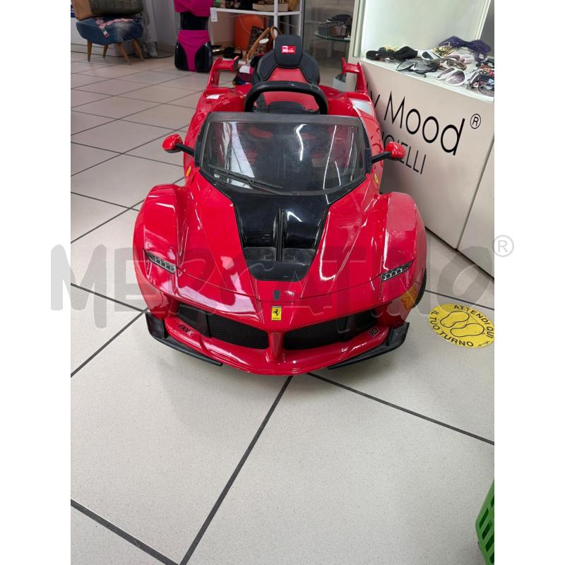 AUTO A BATTERIA CON TELECOMANDO FERRARI  | Mercatino dell'Usato Trapani via libica 1
