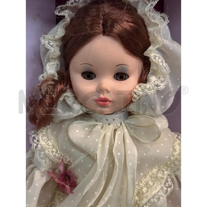 BAMBOLA VINTAGE LE DAMINE ALT 55 VESTITO PANNA | Mercatino dell'Usato Trapani via libica 2