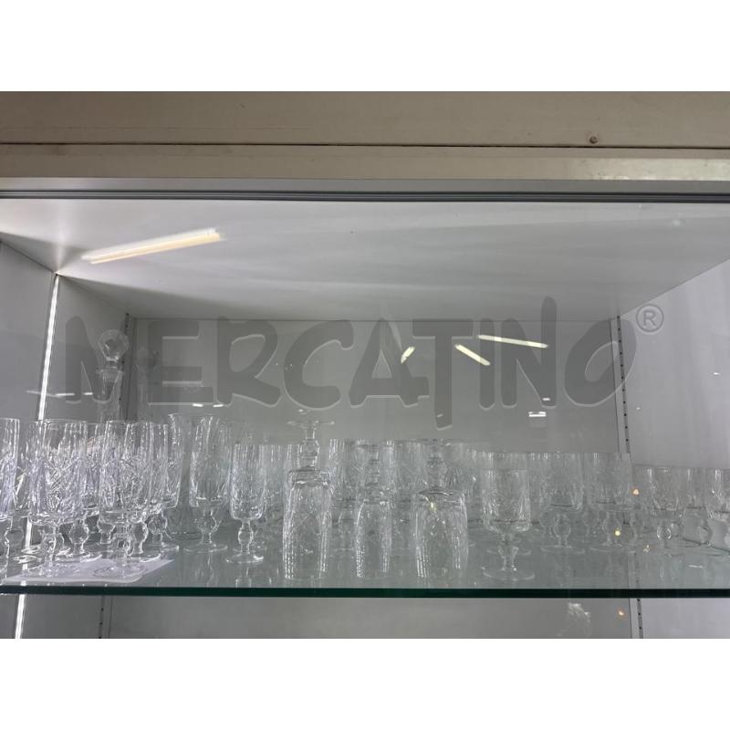 BICCHIERI PZ. 12+12+12+12+11+4 VETRO MARTELLATO PIEDE | Mercatino dell'Usato Trapani via libica 1