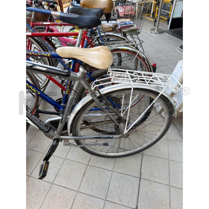 BICICLETTA UOMO TOURING TREKKING LINE | Mercatino dell'Usato Trapani via libica 2