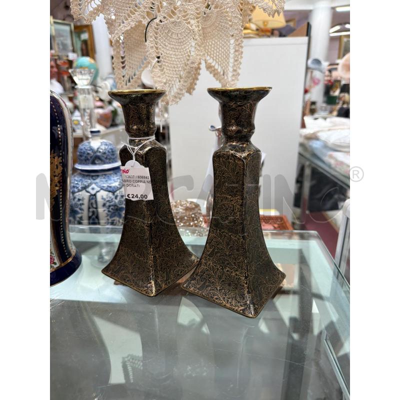 CANDELABRO COPPIA NERO DISEGNI DORATI | Mercatino dell'Usato Trapani via libica 1
