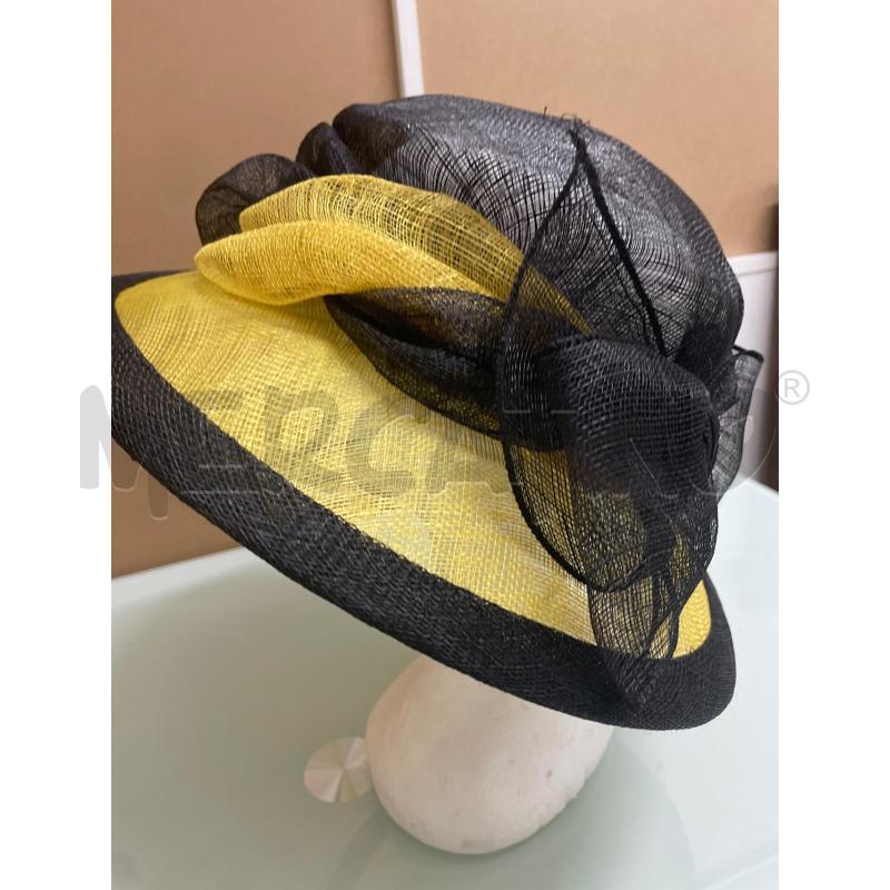 CAPPELLO DONNA GIALLO E NERO | Mercatino dell'Usato Trapani via libica 3
