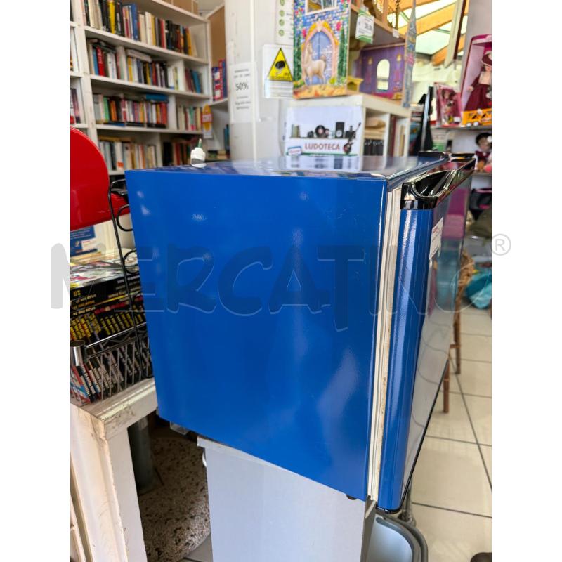 CONGELATORE AZZURRO | Mercatino dell'Usato Trapani via libica 2