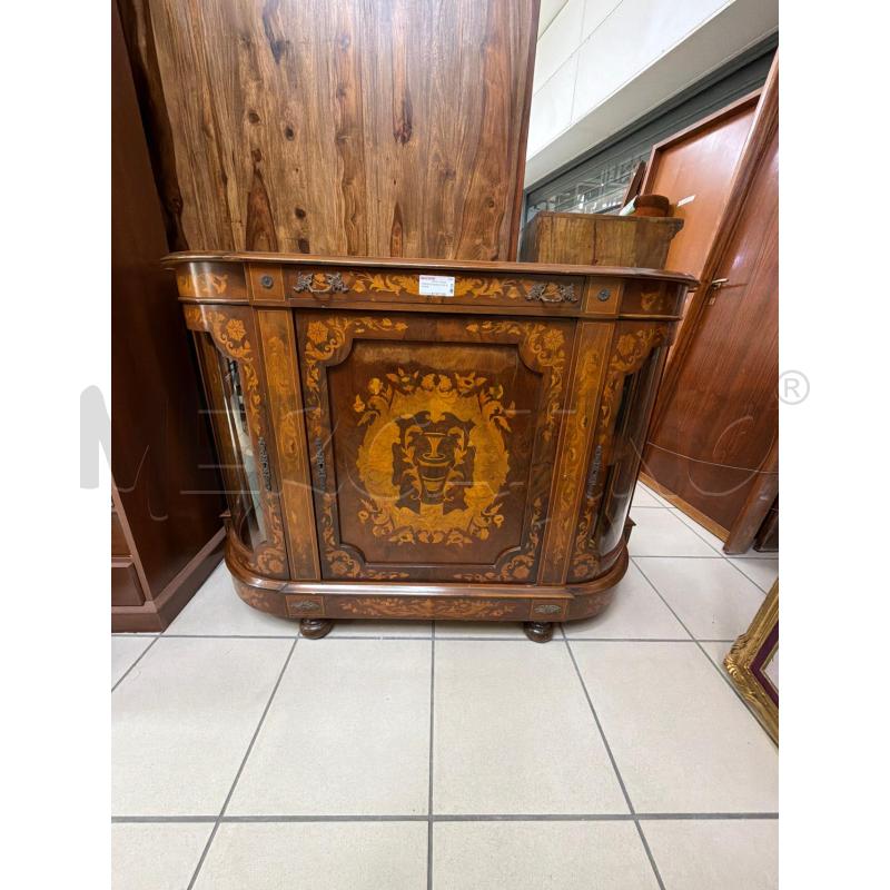 CREDENZA BASSA CON INTARSIO | Mercatino dell'Usato Trapani via libica 1