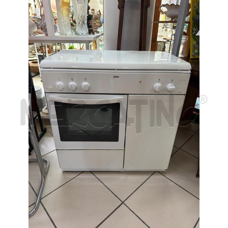 CUCINA A GAS BIANCA  USATA MAU  | Mercatino dell'Usato Trapani via libica 1