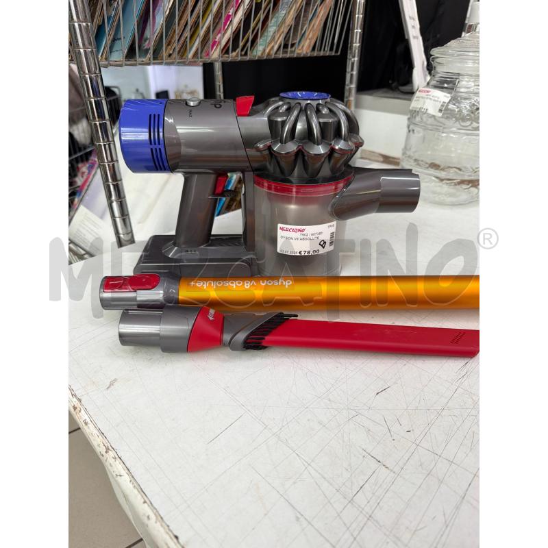 DYSON V8 ABSOLUTE  | Mercatino dell'Usato Trapani via libica 1