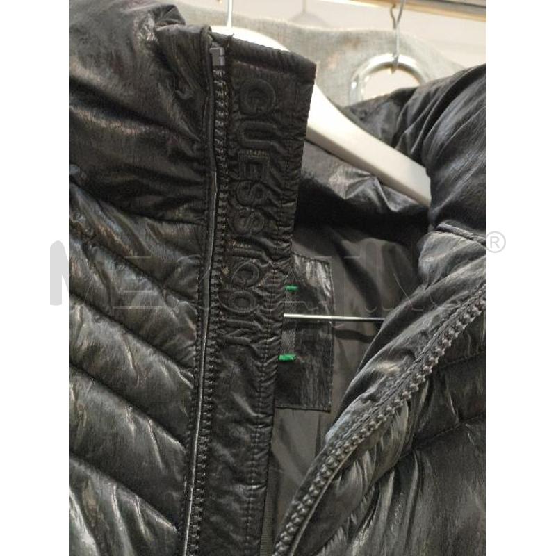 GIUBBOTTO DONNA GUESS NERO RIFLESSI ARGENTO | Mercatino dell'Usato Trapani via libica 2