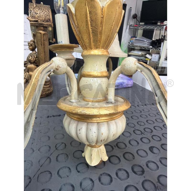 LAMPADARIO 3 LUCI METALLO DORATO E ELGNO | Mercatino dell'Usato Trapani via libica 2