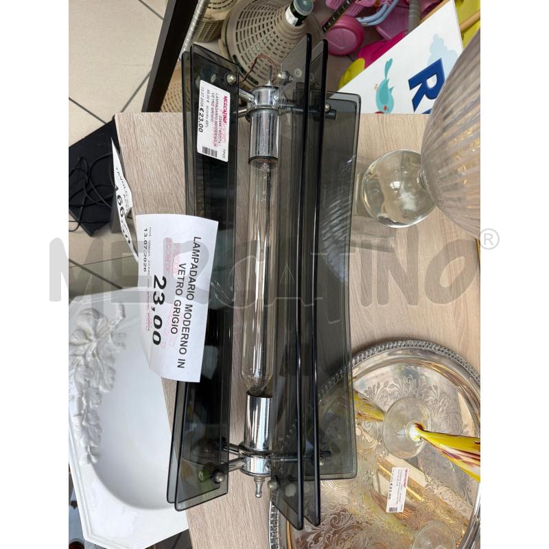 LAMPADARIO MODERNO IN VETRO GRIGIO | Mercatino dell'Usato Trapani via libica 1