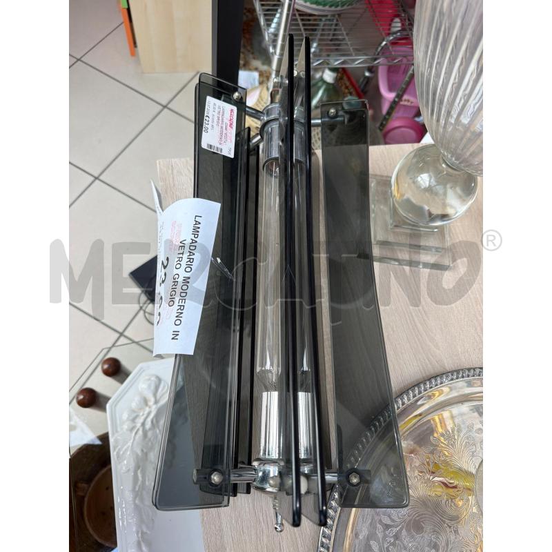 LAMPADARIO MODERNO IN VETRO GRIGIO | Mercatino dell'Usato Trapani via libica 3