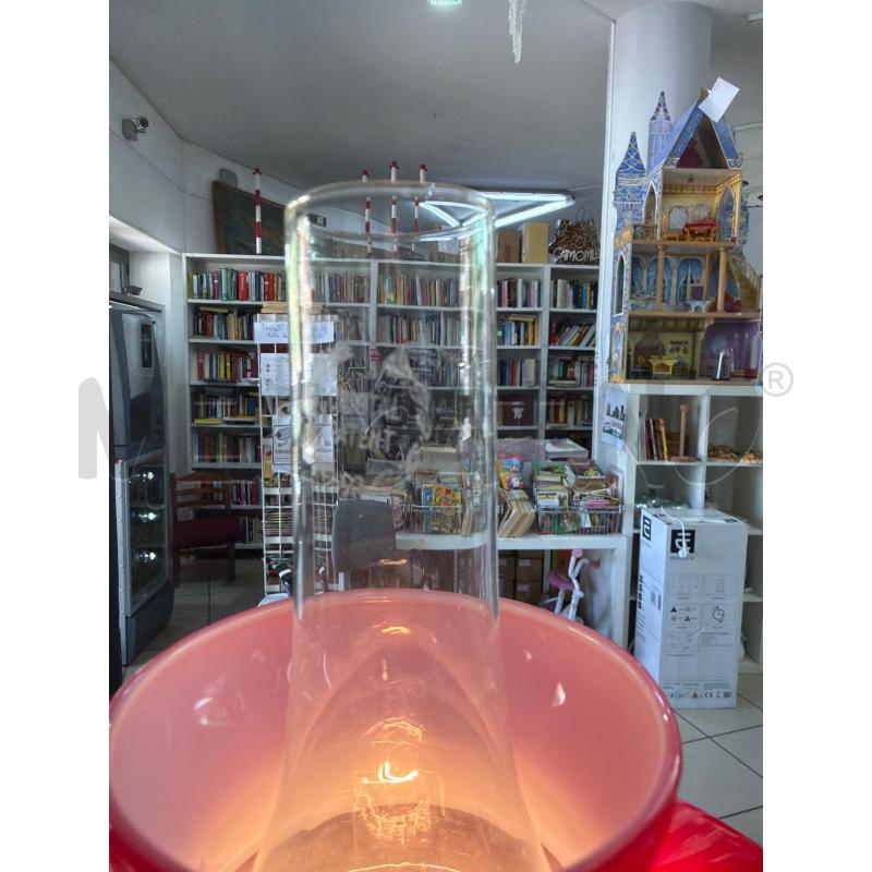 LAMPADA DA TAVOLO PORCELLANA E VETRO ROSSO EMPAIRE  | Mercatino dell'Usato Trapani via libica 3