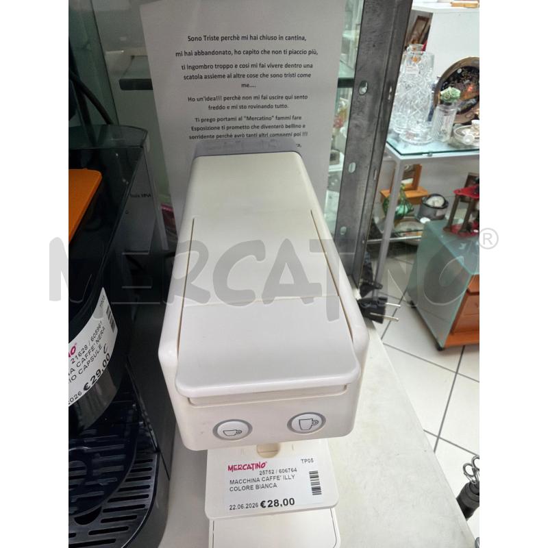 MACCHINA CAFFE' ILLY COLORE BIANCA | Mercatino dell'Usato Trapani via libica 3
