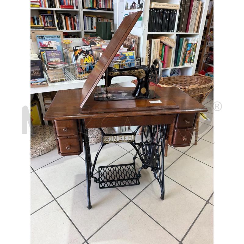 MACCHINA CUCIRE SINGER  | Mercatino dell'Usato Trapani via libica 1