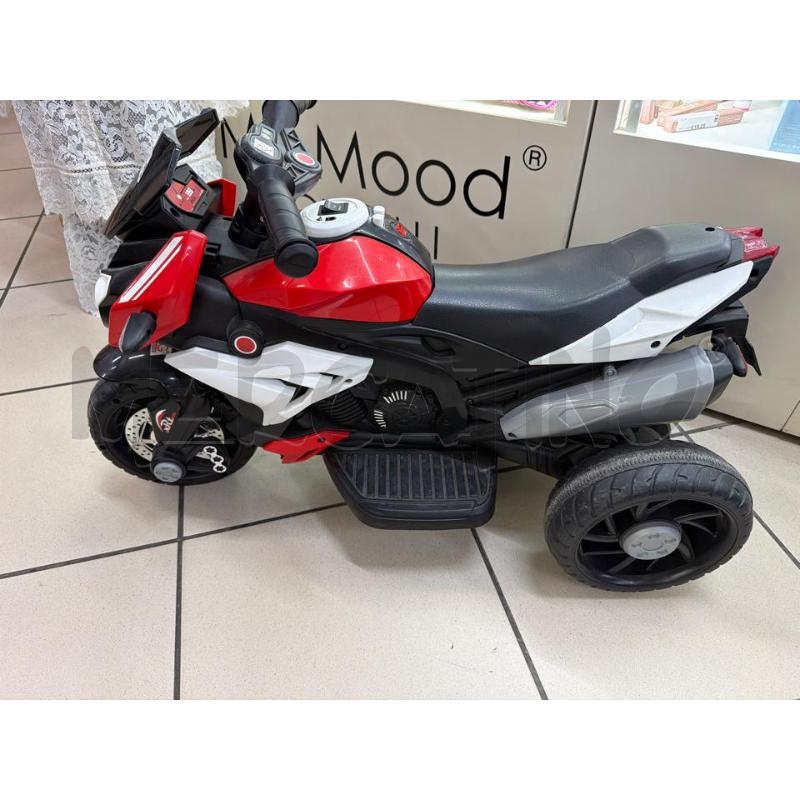 MOTO ELETTRICA ROSSA BIANCA E NERA | Mercatino dell'Usato Trapani via libica 4