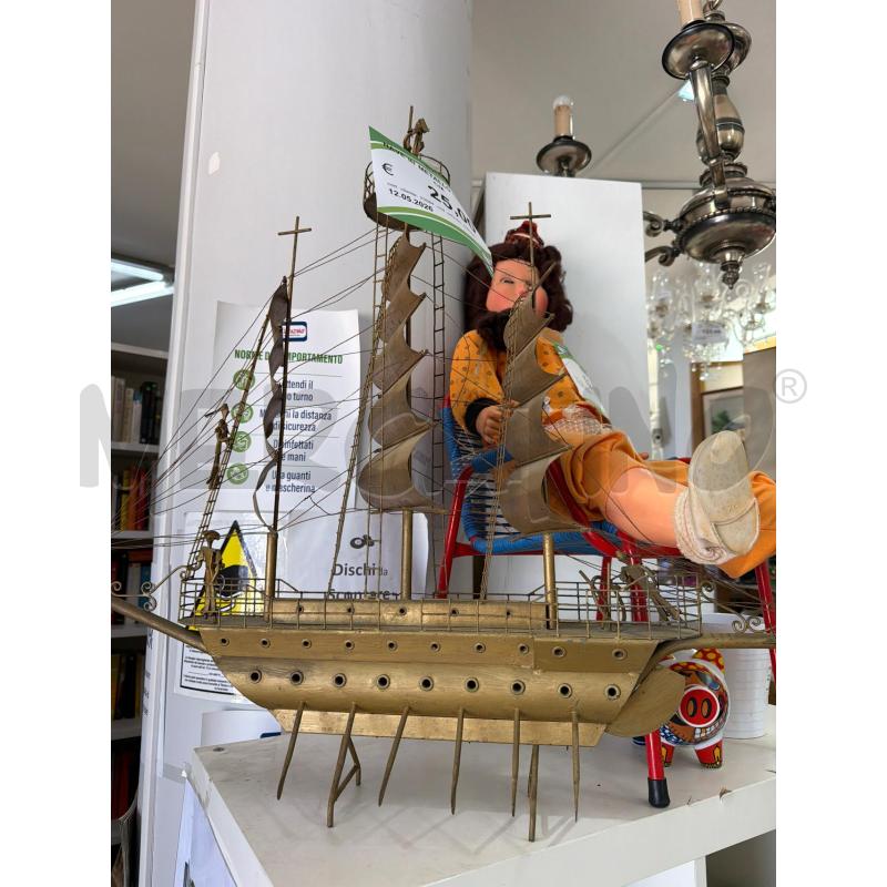 NAVE IN METALLO LUNGA 75 CM | Mercatino dell'Usato Trapani via libica 1