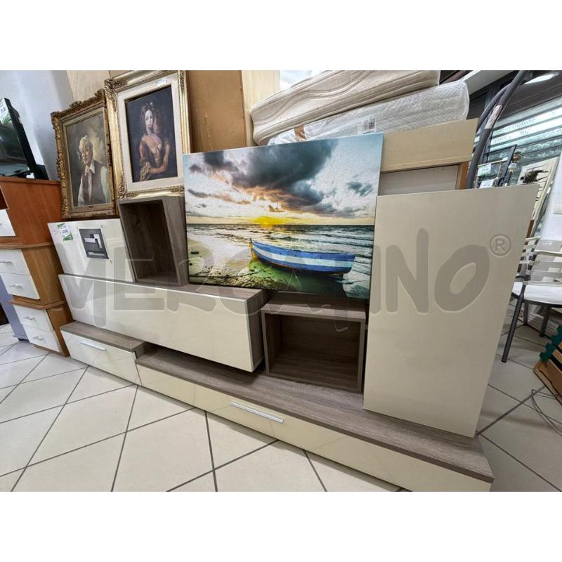 PARETE ATTREZZATA BIANCO E TORTORA  | Mercatino dell'Usato Trapani via libica 2