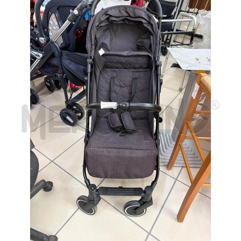 PASSEGGINO NERO CHICCO | Mercatino dell'Usato Trapani via libica 1