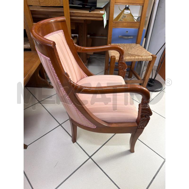 POLTRONA LEGNO E TESSUTO ROSA | Mercatino dell'Usato Trapani via libica 2