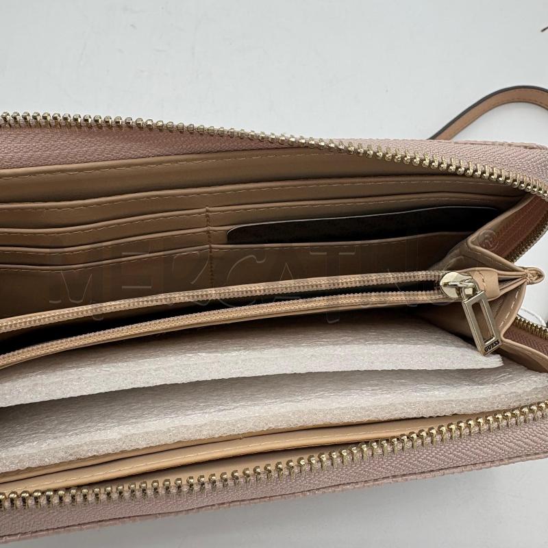 PORTA FOGLIO GUESS ROSA IN SCATOLA  | Mercatino dell'Usato Trapani via libica 3
