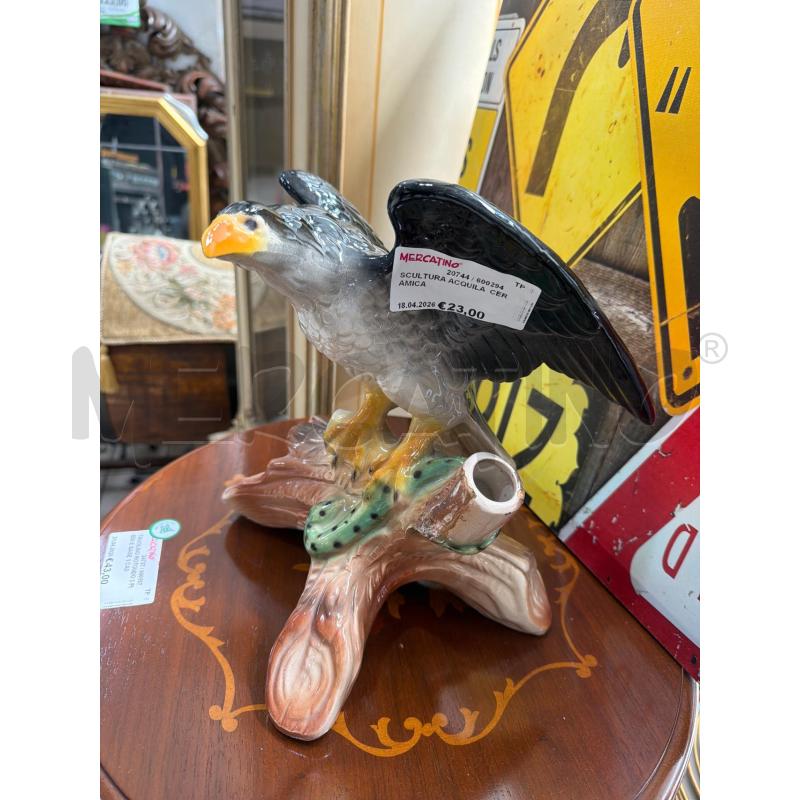 SCULTURA ACQUILA  CERAMICA  | Mercatino dell'Usato Trapani via libica 2