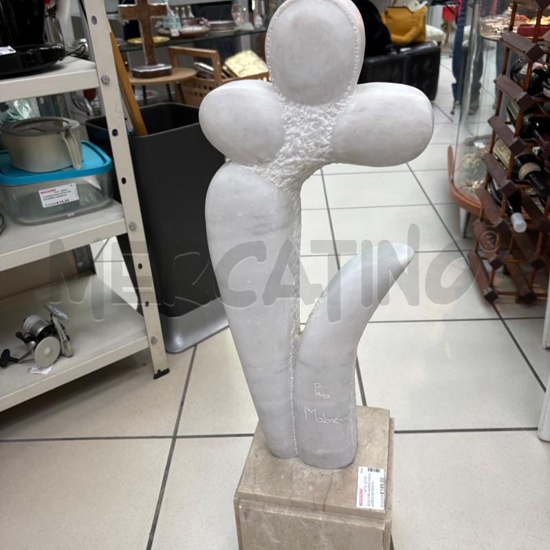 SCULTURA MARMO PINO MAIORCA MATERNITA' | Mercatino dell'Usato Trapani via libica 3