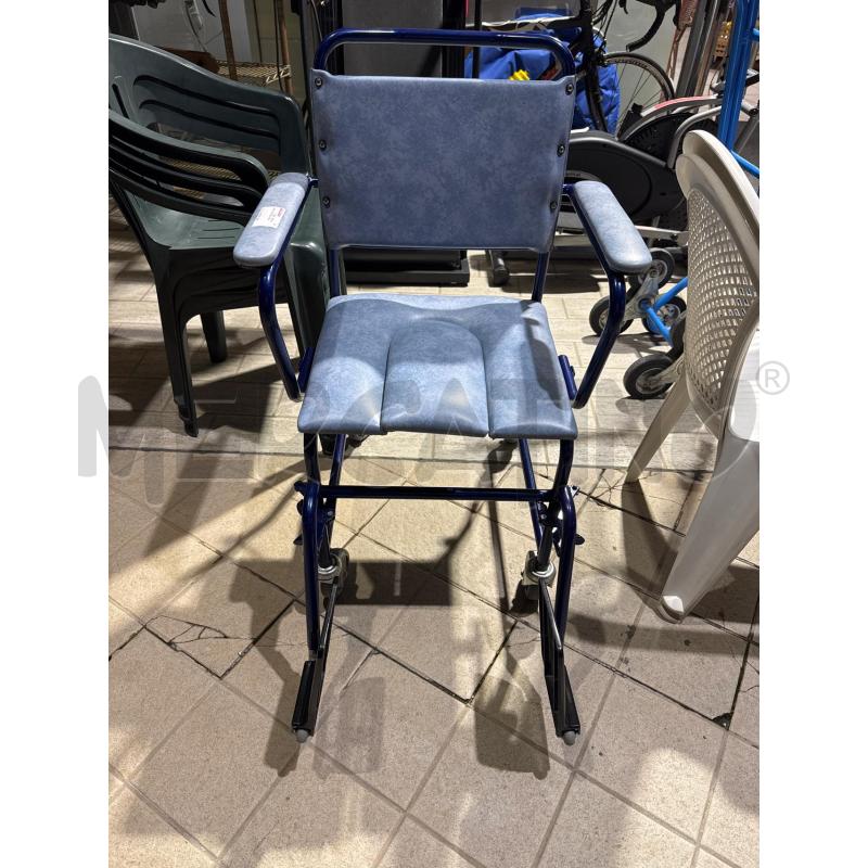 SEDIA A ROTELLE BLU | Mercatino dell'Usato Trapani via libica 1