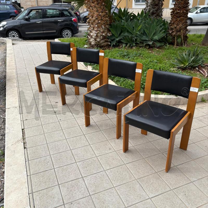 SEDIE PZ. 4 DESIGN SCANDINAVO SIMIL PELLE | Mercatino dell'Usato Trapani via libica 1