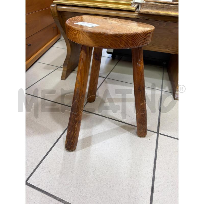 SGABELLO LEGNO 3 PIEDI | Mercatino dell'Usato Trapani via libica 3