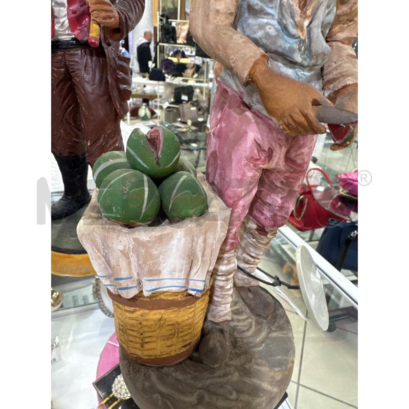 STATUA TERRA COTTA CESTO CON ANGURIE | Mercatino dell'Usato Trapani via libica 2