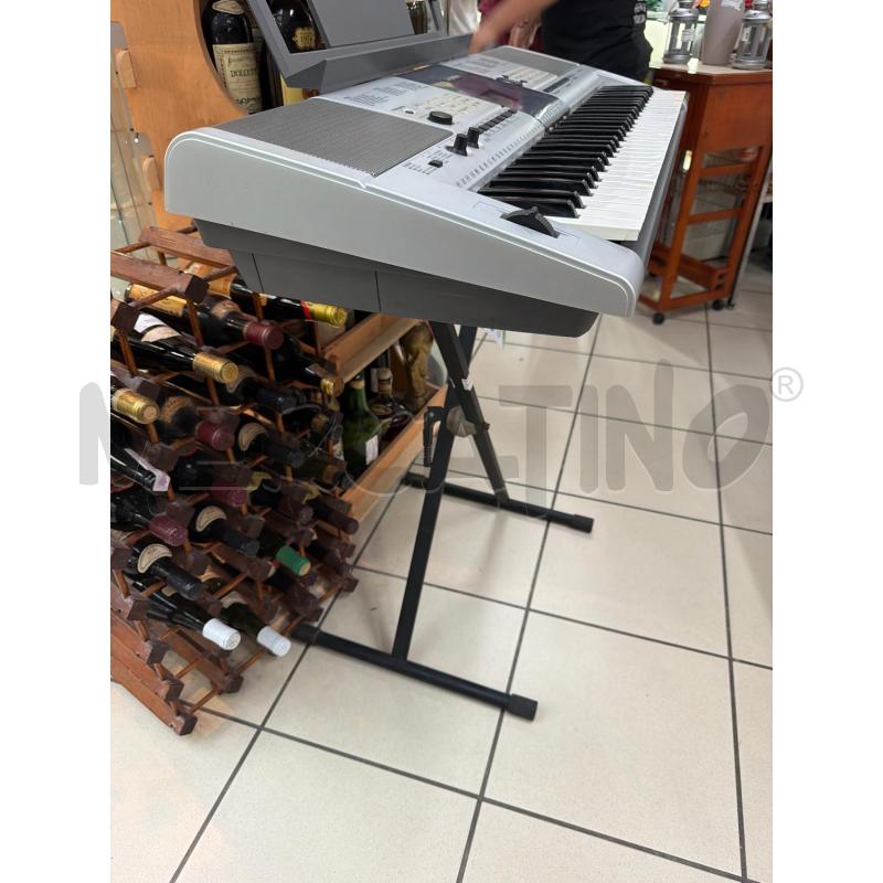 TASTIERA MUSICALE PSR.E 403 YAMAHA | Mercatino dell'Usato Trapani via libica 3