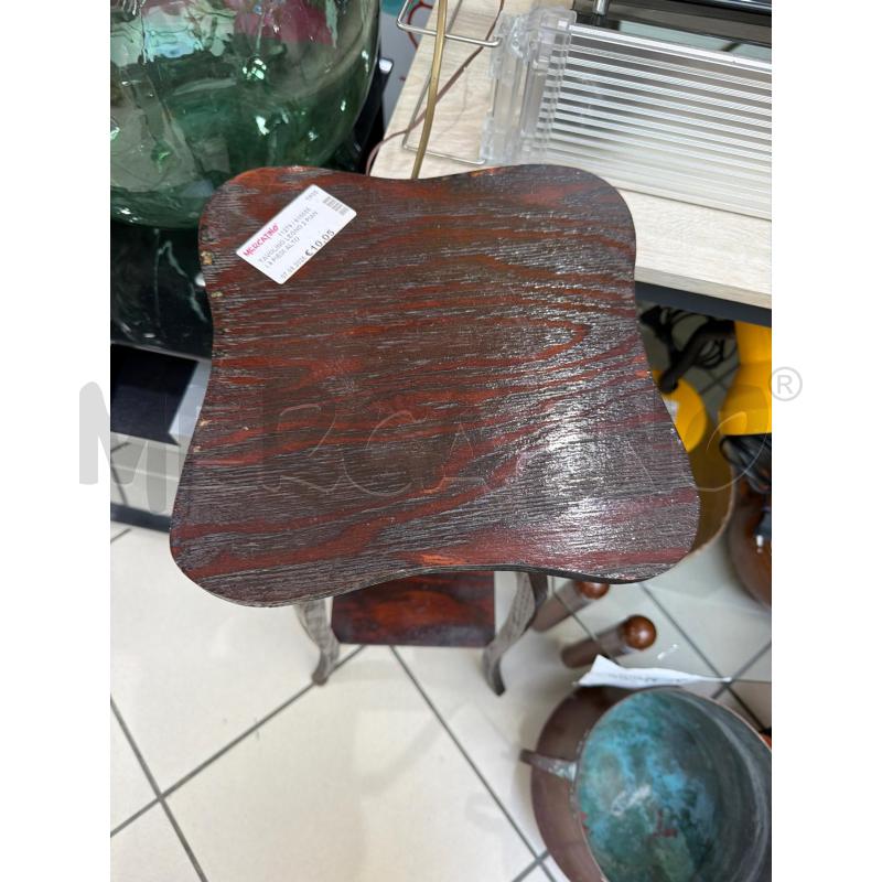 TAVOLINO LEGNO 2 PIANI 4 PIEDI ALTO  | Mercatino dell'Usato Trapani via libica 2