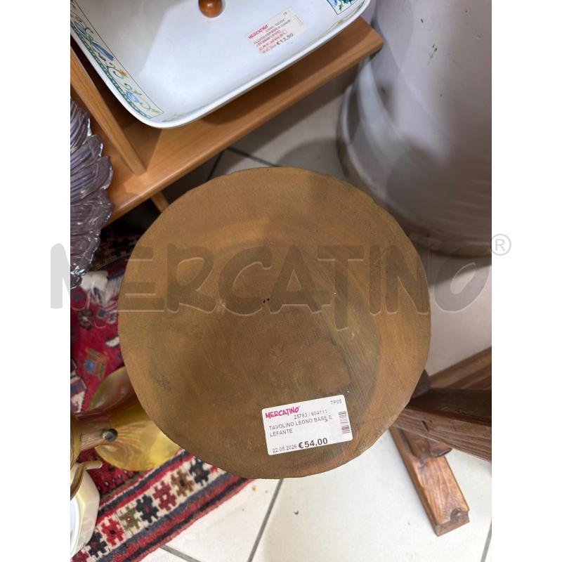 TAVOLINO LEGNO BASE ELEFANTE  | Mercatino dell'Usato Trapani via libica 3