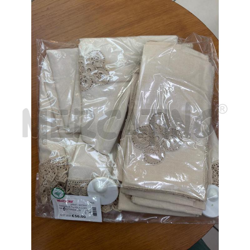 TOVAGLIA TAVOLA LINO DA 4 ROTONDA LINO UNCINETTO BEGIE | Mercatino dell'Usato Trapani via libica 1