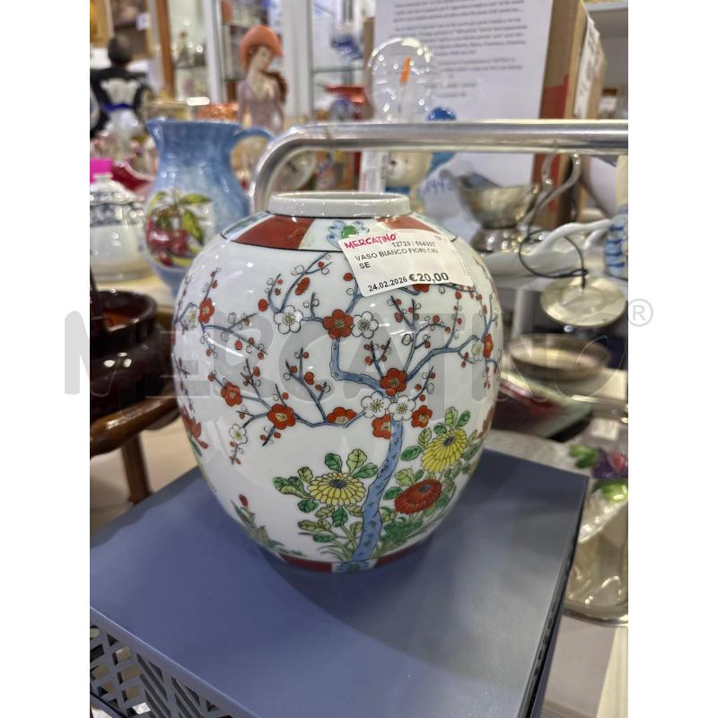 VASO BIANCO FIORI CINSE  | Mercatino dell'Usato Trapani via libica 1