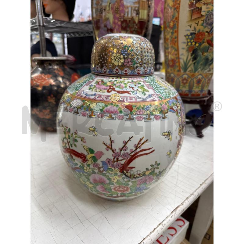 VASO PORCELLANA CON COPERCHIO | Mercatino dell'Usato Trapani via libica 1