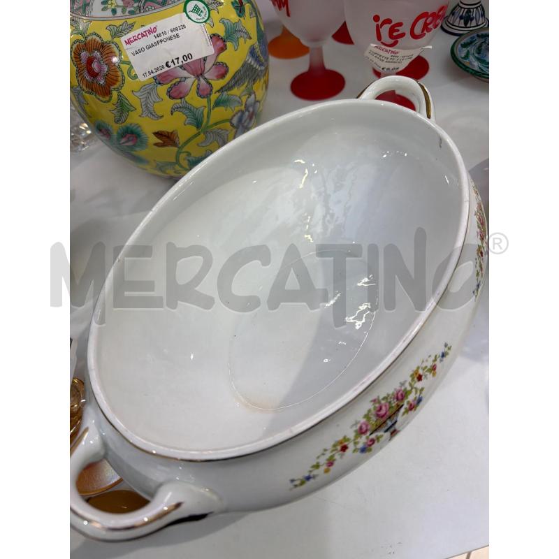 ZUPPIERA RICHARD OVALE BIANCA E FIORELLINI ROSA | Mercatino dell'Usato Trapani via libica 3