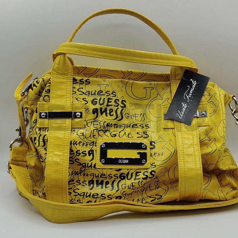BORSA DONNA GIALLA GUESS+TRACOLLA CON LOGHI | Mercatino dell'Usato Alcamo 1