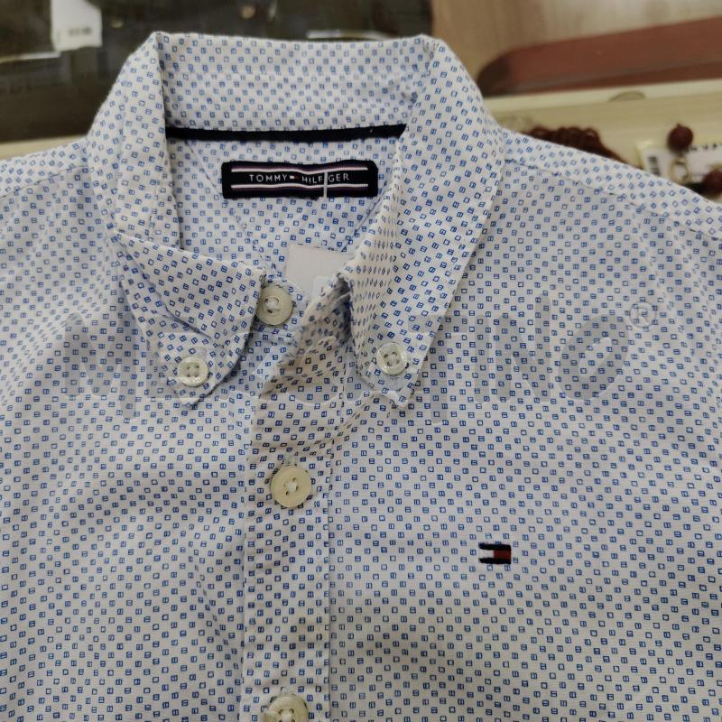 CAMICIA BAMBINO BIANCA TOMMY HILFIGER PUNTINI BLU | Mercatino dell'Usato Alcamo 2