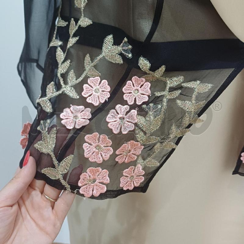 COMPLETO DONNA DORATO TUBINO+GIACCHINO NERO CON FIORI ROSA | Mercatino dell'Usato Alcamo 3