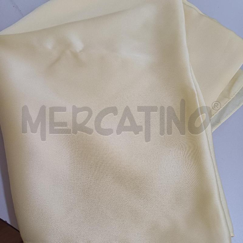 FOULARD D. GRANDE GIALLO VISCOSA E SETA | Mercatino dell'Usato Alcamo 1