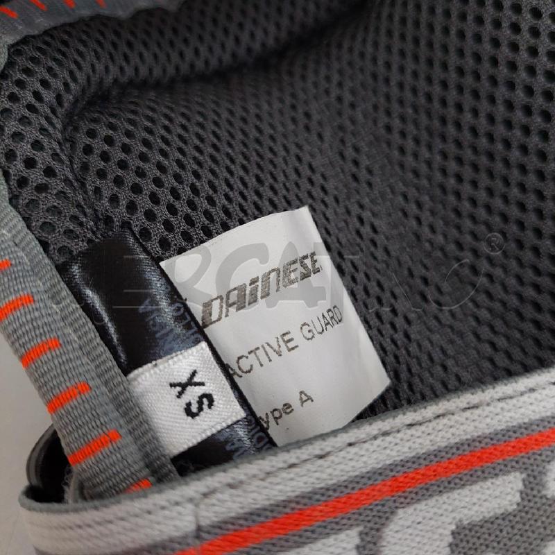 GINOCCHIERE DA MOTO DAINESE BIANCHE  | Mercatino dell'Usato Alcamo 3