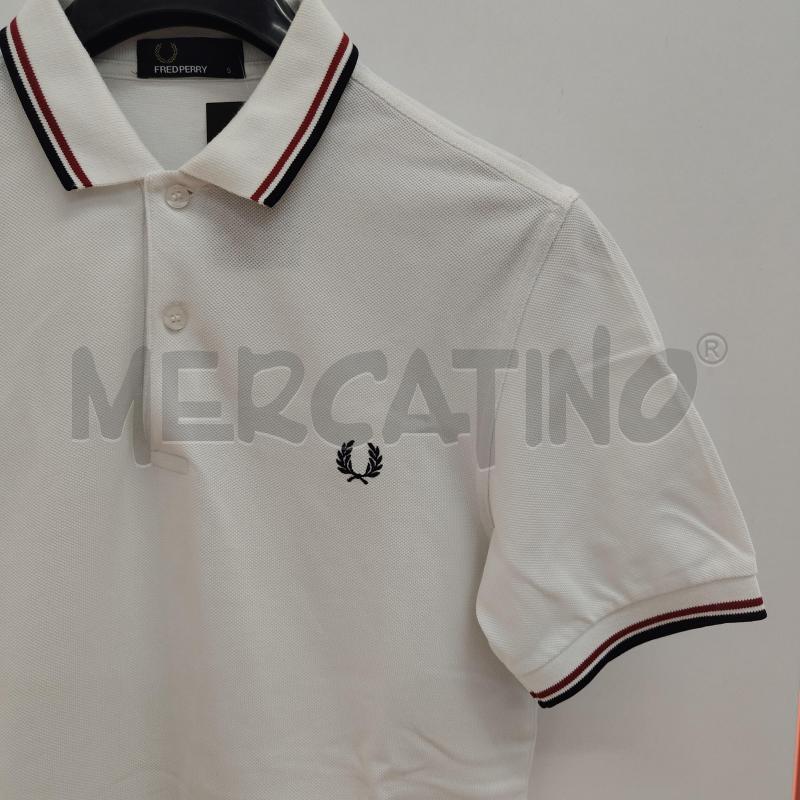 POLO UOMO FRED PERRY BIANCA  | Mercatino dell'Usato Alcamo 3