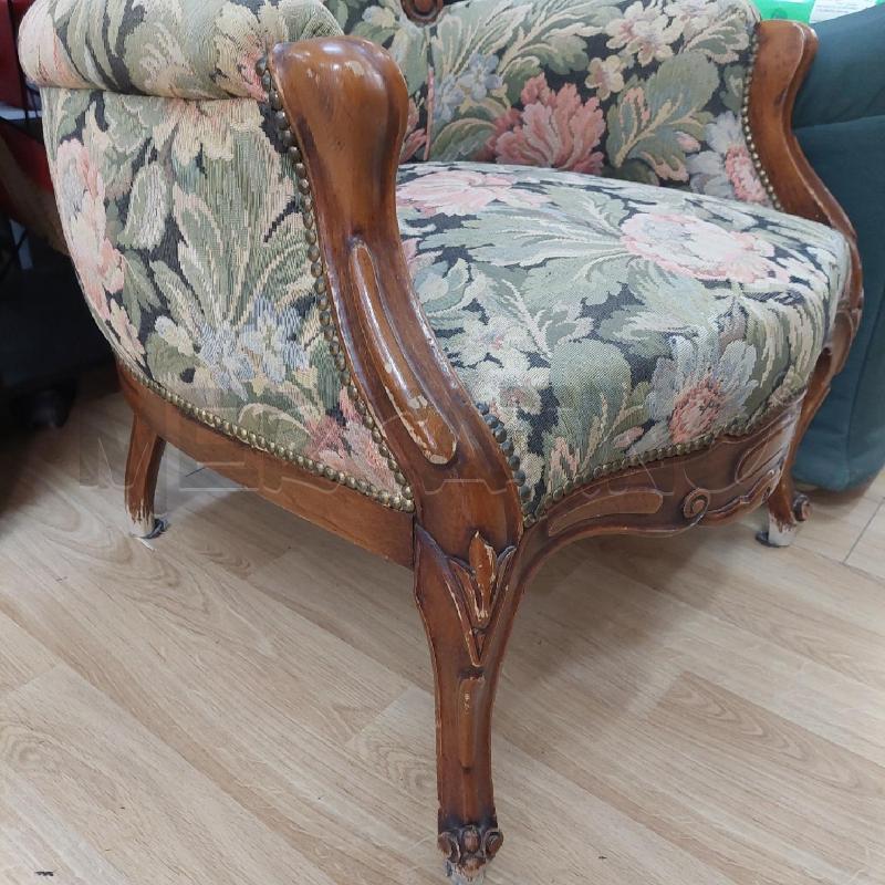 POLTRONA LEGNO SEDUTA FIORATA SCHIENALE ALTO | Mercatino dell'Usato Alcamo 4