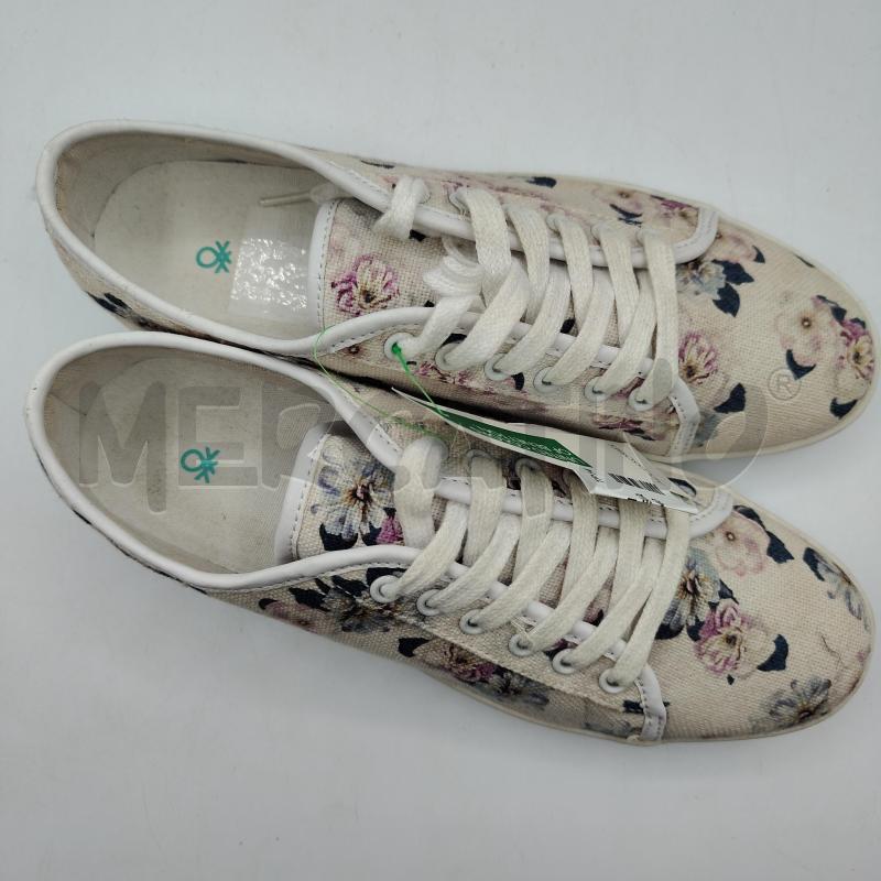 SCARPE DONNA TELA BIANCHE FIORI ROSA BENETTON | Mercatino dell'Usato Alcamo 5
